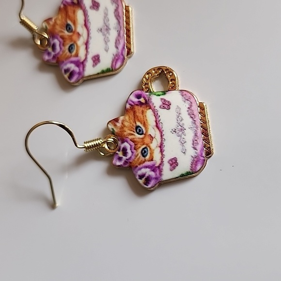 COFFEE Cup Tabby Cat Butterfly Earrings Just Stunning Petunia EO - Picture 3 of 4